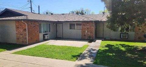 816 Clementa Way 2-3 Beds Apartment for Rent