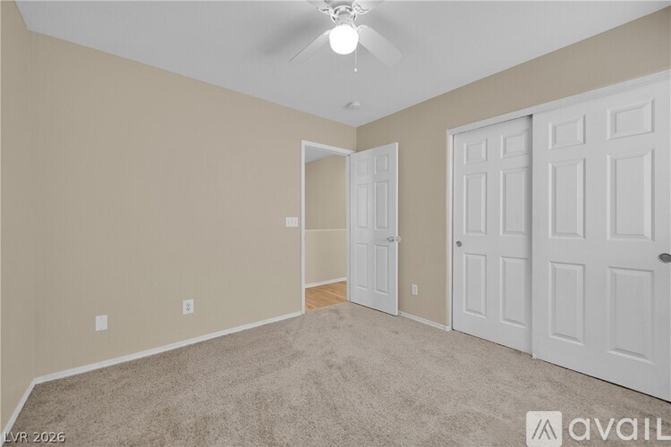 5989 Banbury Heights Way 4 Beds Single Family Home for Rent - Photo gallery 2