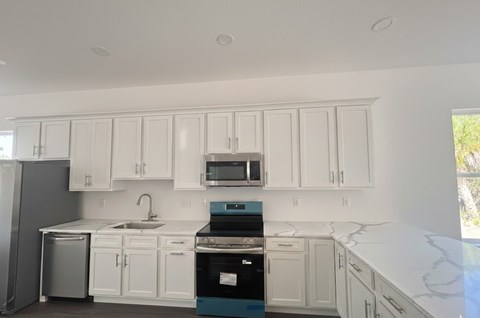 309 Lakewood Lane 3 Beds Apartment for Rent