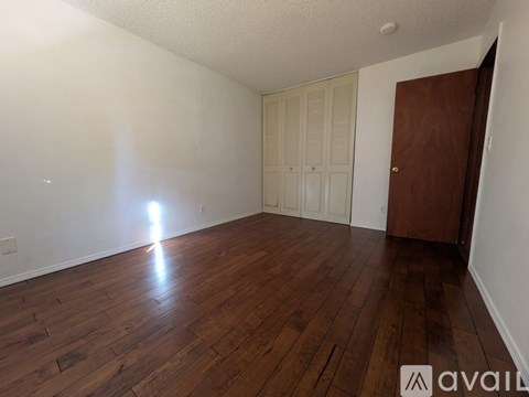 5405 Southeast Lafayette Street 2 Beds Apartment for Rent