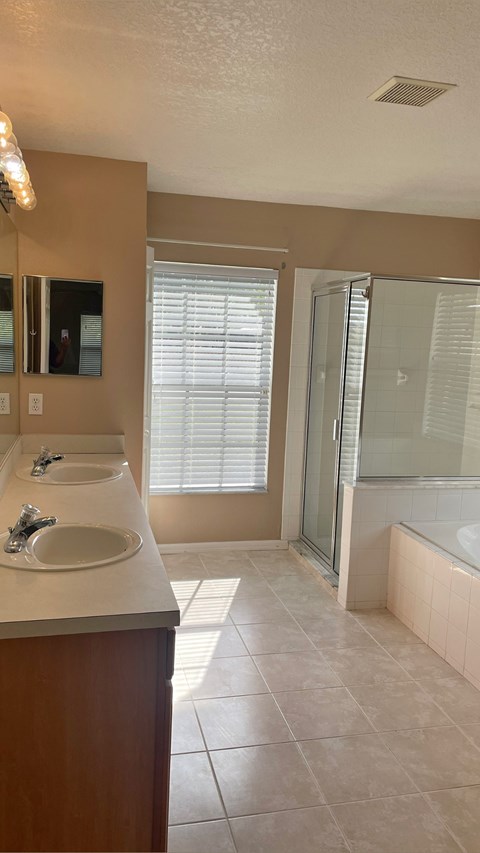 PRJ - 1625 SW Levato Avenue 4 Beds Apartment for Rent
