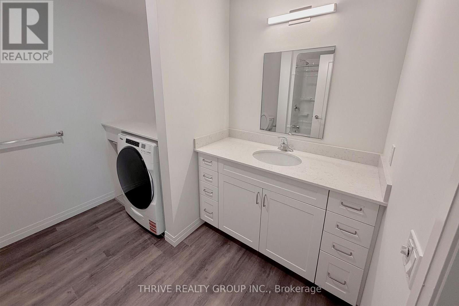 Source URL: https://ddfcdn.realtor.ca/listing/TS639112618966570000/reb13/highres/6/x12736536_17.jpg