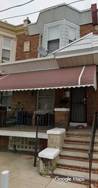 2933 N Lecount Street 3 Beds Apartment for Rent