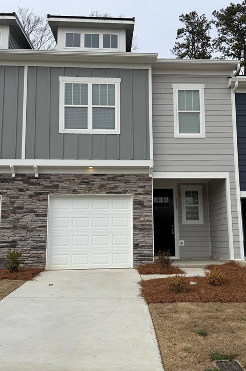 2529 Ruby Dixon Crossing Drive 3 Beds Apartment for Rent