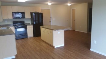 525 Demers Ave 1-3 Beds Apartment for Rent - Photo Gallery 3