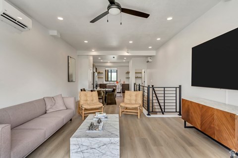 #B-106 3 Beds Apartment for Rent