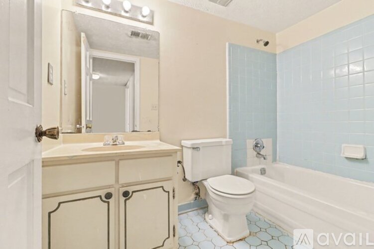 1388 Wood Cir S 3 Beds Apartment for Rent - Photo gallery 5