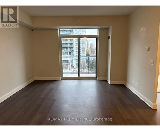 Source URL: https://ddfcdn.realtor.ca/listing/TS639112536693430000/reb82/highres/2/w12760752_6.jpg