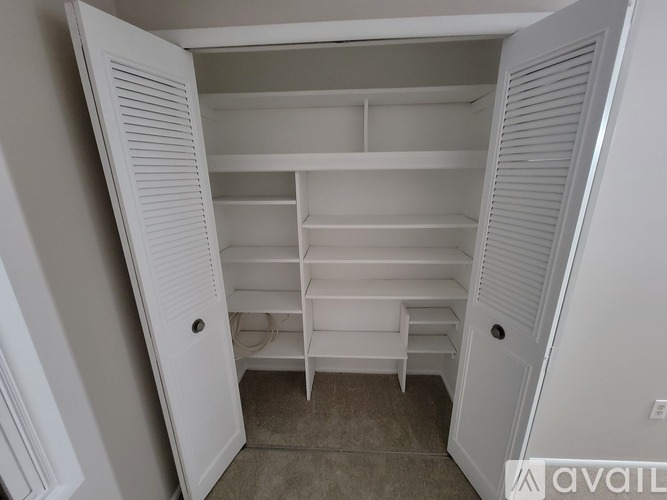 Source URL: https://prod-avail.s3.amazonaws.com/public_images/34359354/listing/20230204_201209.jpg