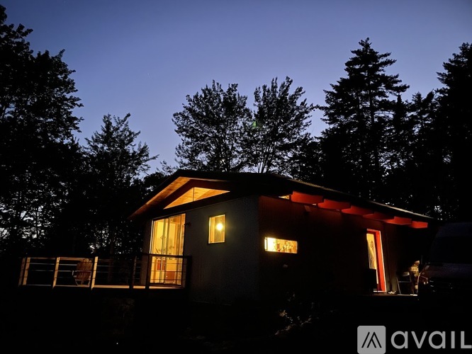 127 Wood Road 2 Beds Single Family Home for Rent - Photo gallery 3