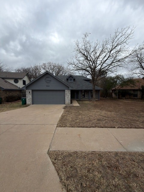804 Valley Meadow Drive 3 Beds Apartment for Rent