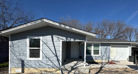940 Anderson 3 Beds Apartment for Rent