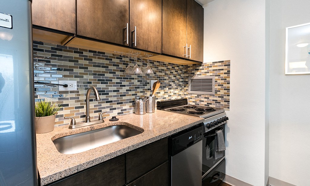 the residence on lamar apartment homes for rent ga