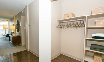 10738 Huron Street 1-2 Beds Apartment for Rent - Photo Gallery 15