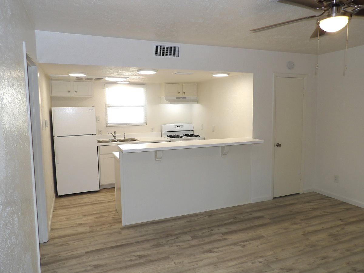 4411 Buena Vista St