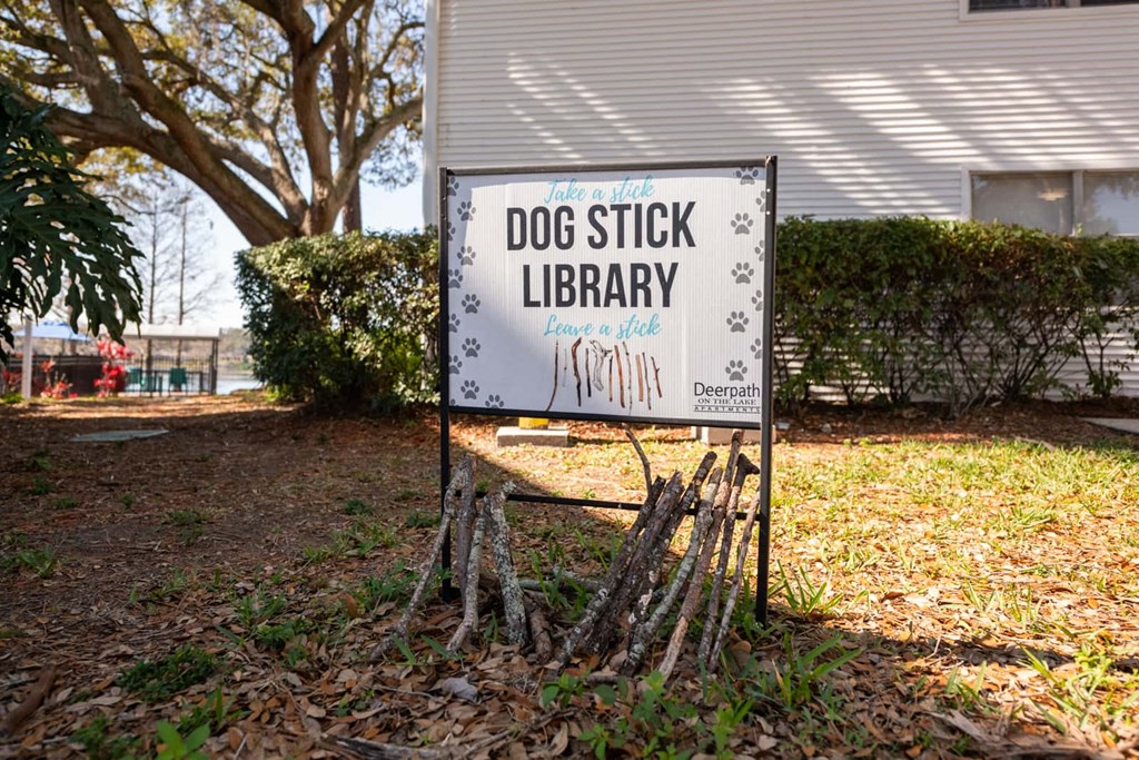 Deerpath On The Lake