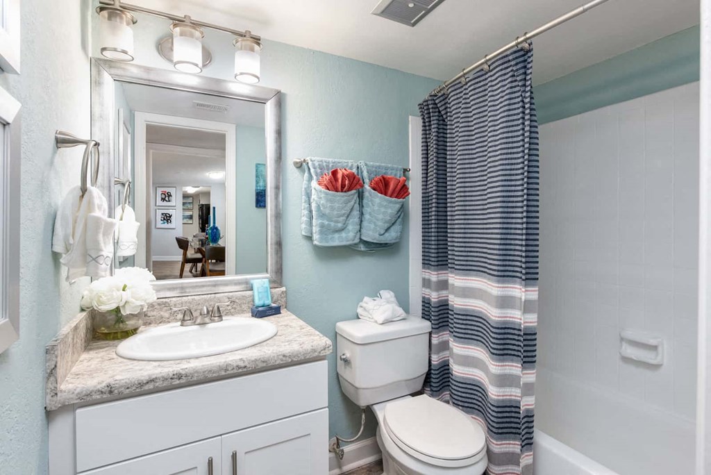 Deerpath On The Lake