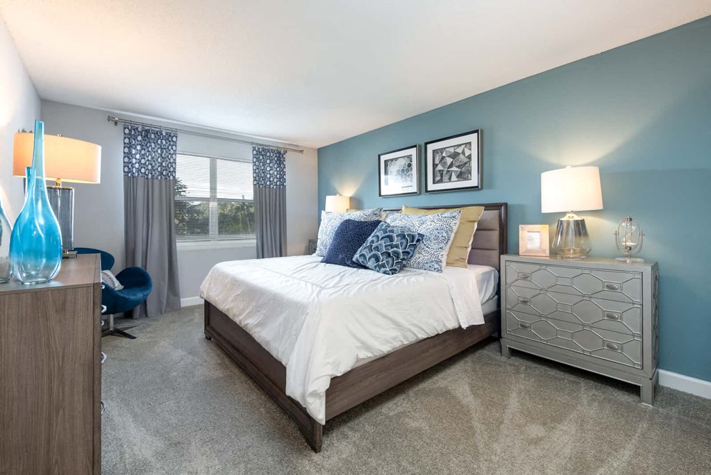 Deerpath On The Lake