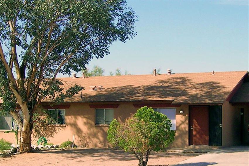 5805 E. Calle Fortunato Serrano 2-4 Beds Apartment for Rent - Photo Gallery
