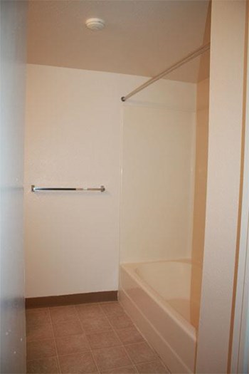 250 N. Silverbell Road 1 Bed Apartment, Affordable for Rent - Photo Gallery 12