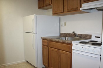 7235 S. 7th St. Studio-1 Bed Apartment, Affordable for Rent - Photo Gallery 13