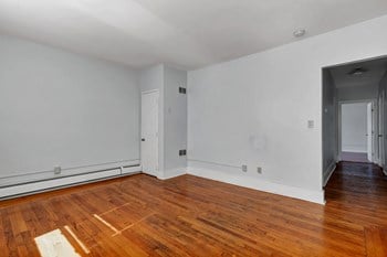 1375 Chapel Street 1 Bed Apartment for Rent - Photo Gallery 4