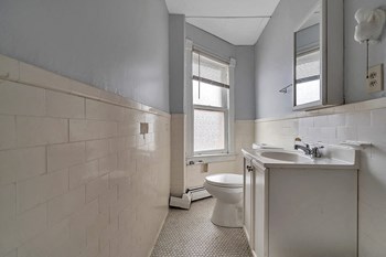 173-175 Park Street Studio Apartment for Rent - Photo Gallery 6