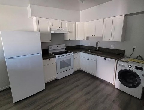 3356 E. Kleindale Rd 2 Beds Apartment for Rent