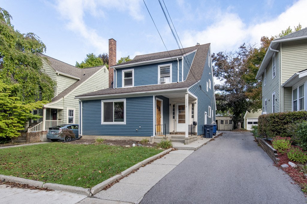 1119 Granger Exterior