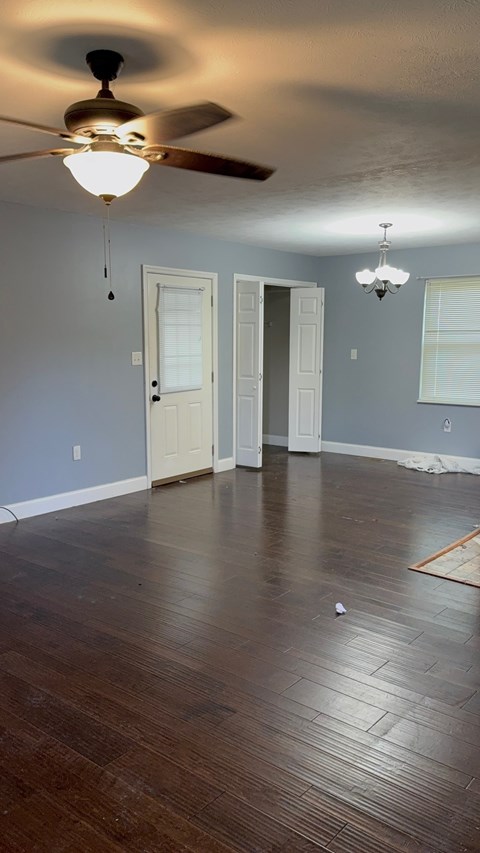249 Bradford Dr 3 Beds Apartment for Rent
