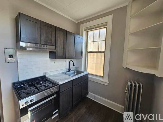 382 Bloomfield Ave