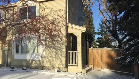 1049 Village Drive 3 Beds Apartment for Rent