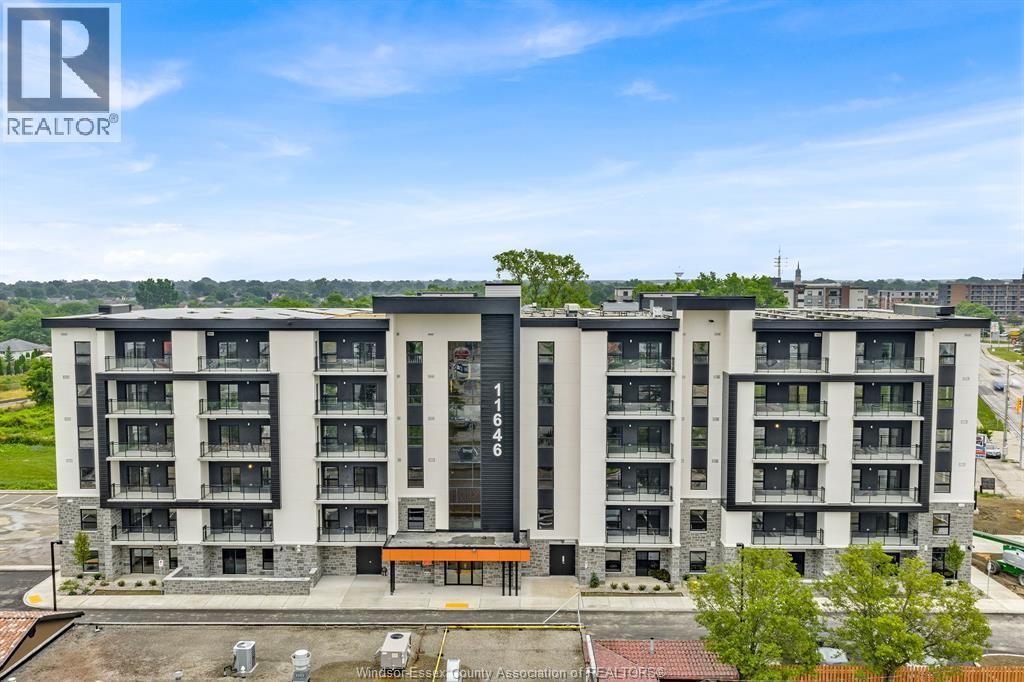 A large building with a sign that says REALTOR on it.