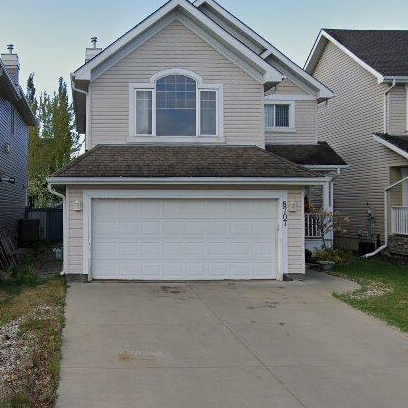 8707 11 Avenue SW 4 Beds Apartment for Rent