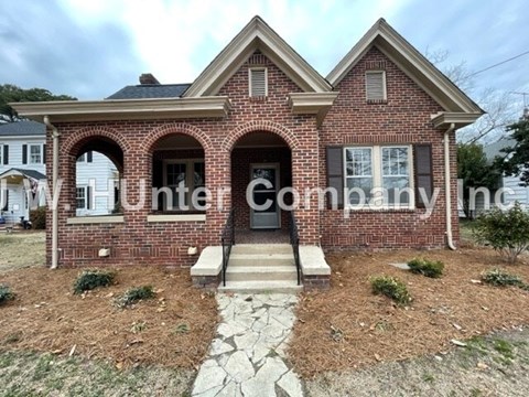 304 ATLANTIC CHRISTIAN COLLEGE DRIVE W 3 Beds Apartment for Rent