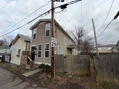 1909 Owen St 4 Beds Apartment for Rent