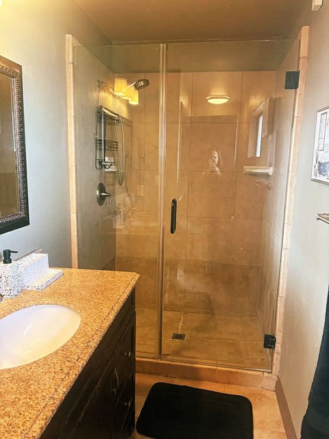 1402 Canterbury Dr Unit B 1 Apartment for Rent