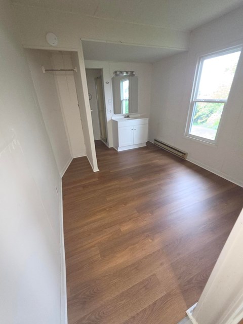 515-517 Ohio Triplex 1-3 Beds Apartment for Rent