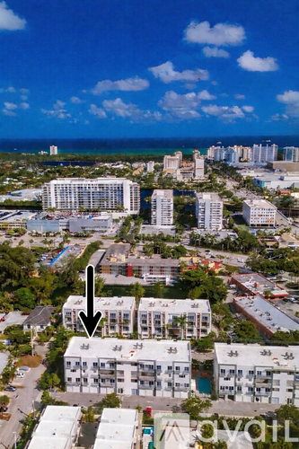 1045 NE 18th Ave 3 Beds Condo, Townhouse for Rent - Photo gallery 1
