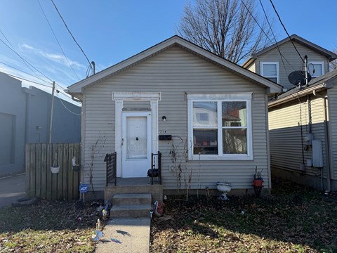 714 W. St. Catherine St. 3 Beds Apartment for Rent