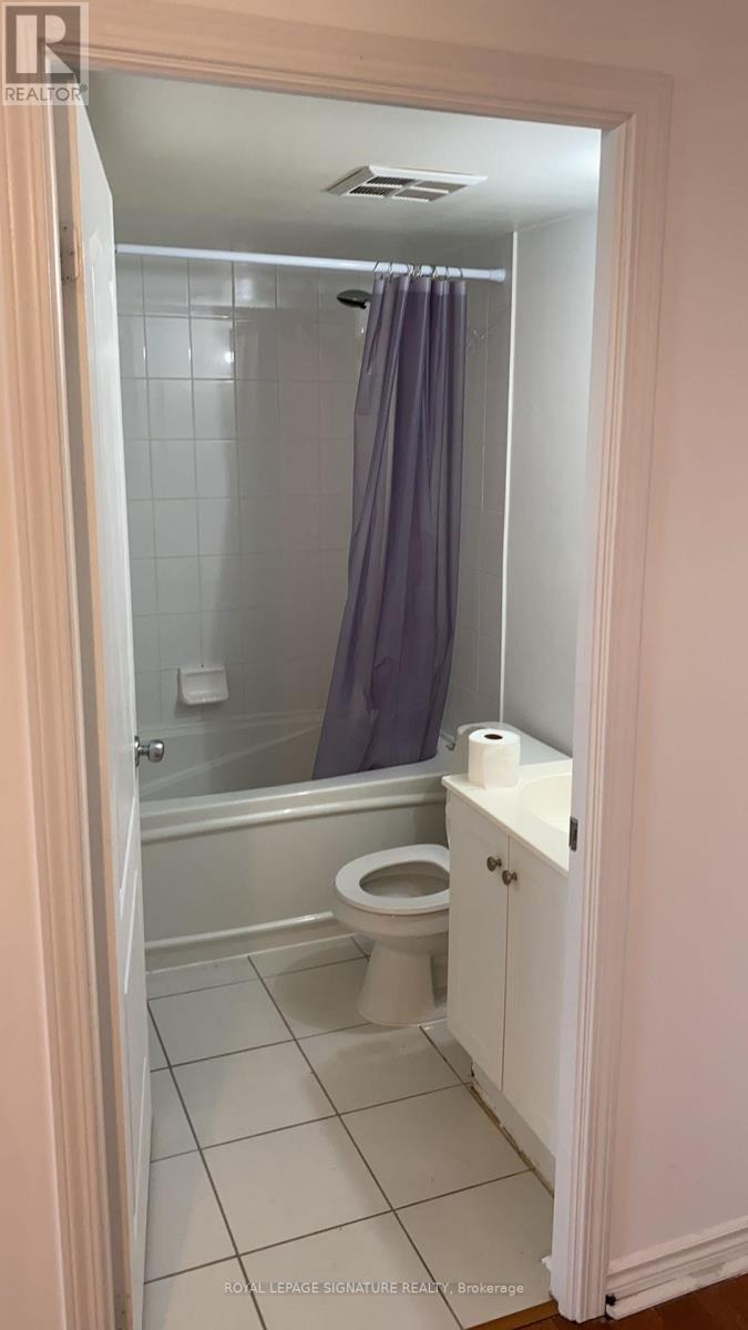 Source URL: https://ddfcdn.realtor.ca/listing/TS639112941775000000/reb82/highres/8/c12796968_3.jpg