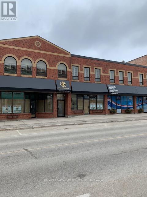 A building with a sign that says REALTOR on it.