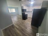 1734 La Cres St