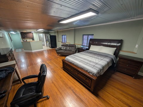 114 North 8Th Street Studio Apartment for Rent
