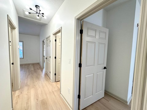 931B Black Snake Road 3 Beds Apartment for Rent