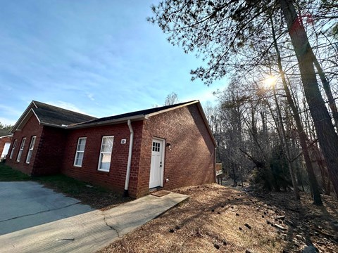 931B Black Snake Road 3 Beds Apartment for Rent