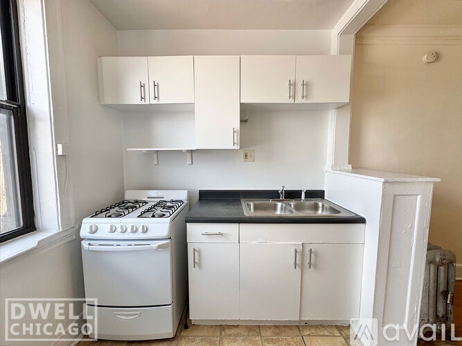A floor plan of a one bedroom, one bathroom apartment.