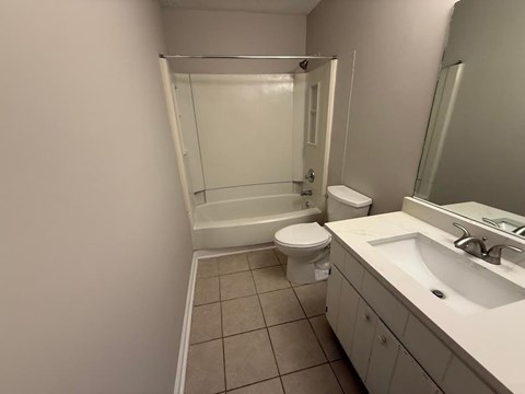 225 Forest Place 3 Beds Apartment for Rent