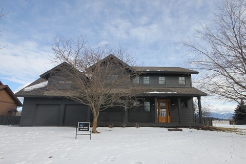 1023 Creekview Drive 4 Beds Apartment for Rent