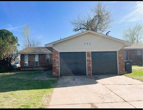 200 NW 85Th 3 Beds Apartment for Rent